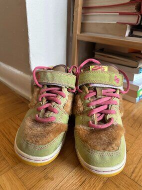 Nike SB Dunk Mid Mama Bear Women's Sz 6.5 Authentic Rare Clean